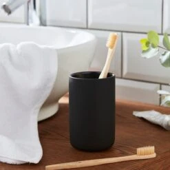 Elements Matte Toothbrush Holder